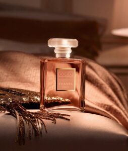 Chanel Coco Mademoiselle Eau De Parfum 100ML For Women - Image 3