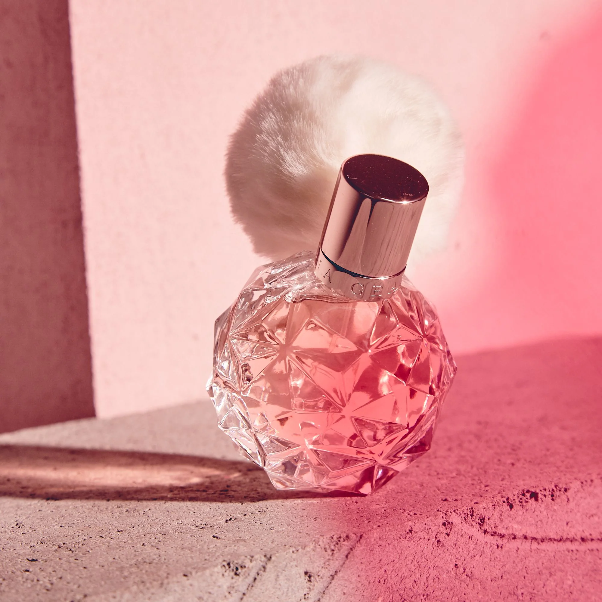 Ariana Grande Ari Eau De Parfum 100ML For Women - Image 3